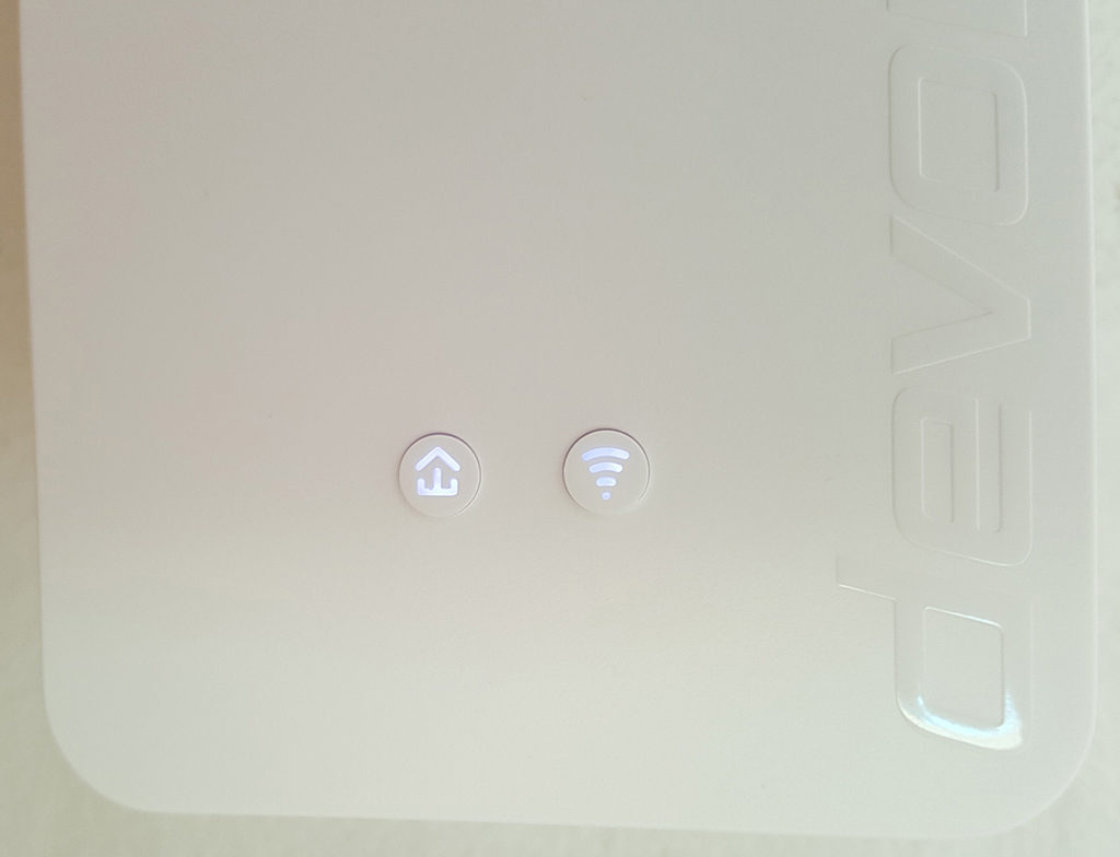 Die LED's / Knöpfe des DLan 1200+ WiFi ac Powerline