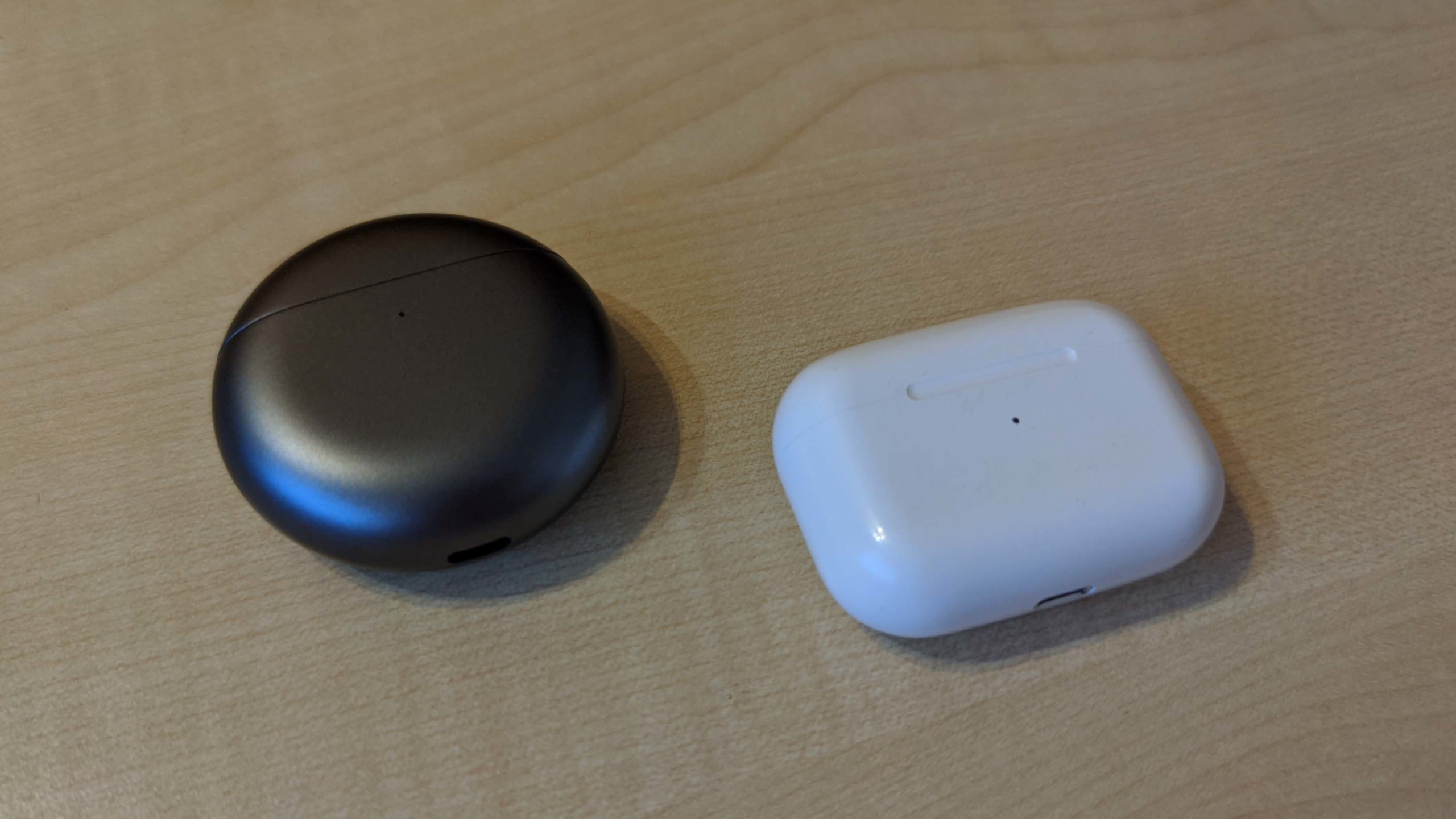 Huawei FreeBuds 4 - Comparaison des tailles AirPods Pro