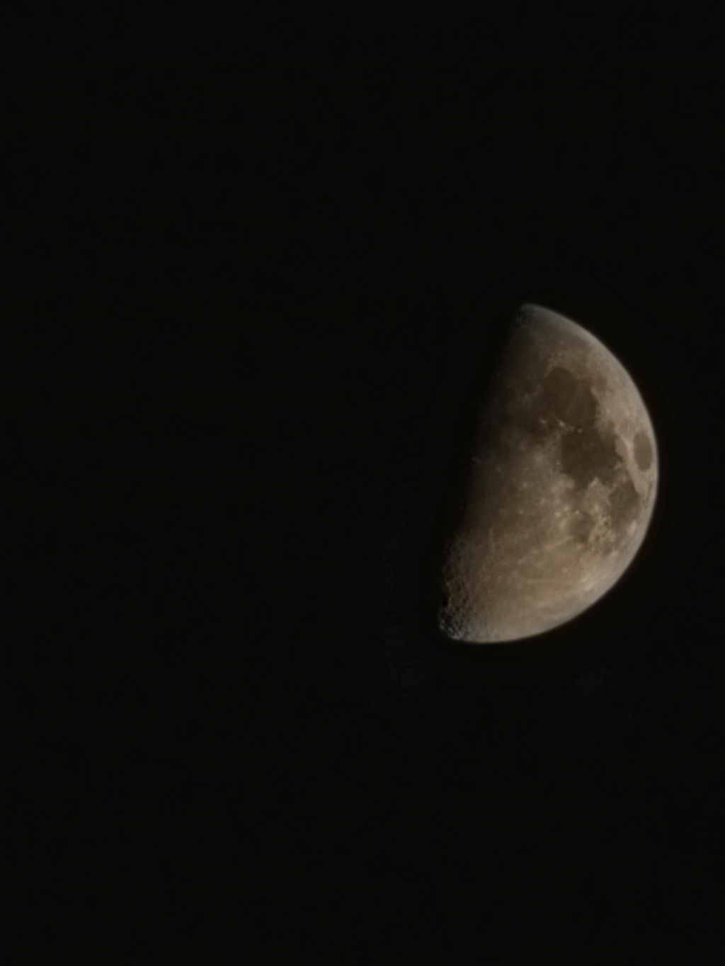 Samsung Galaxy S22 Ultra Camera Test 18 Moonshot