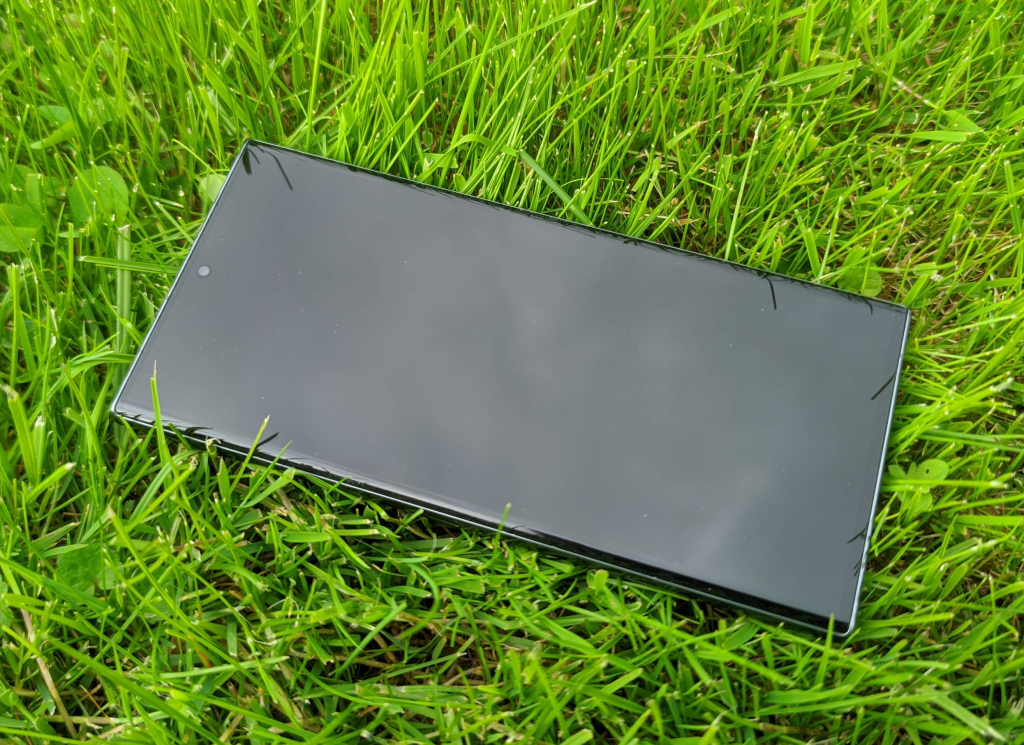 Samsung Galaxy S23 Ultra Screen Grass 4 Review Technium