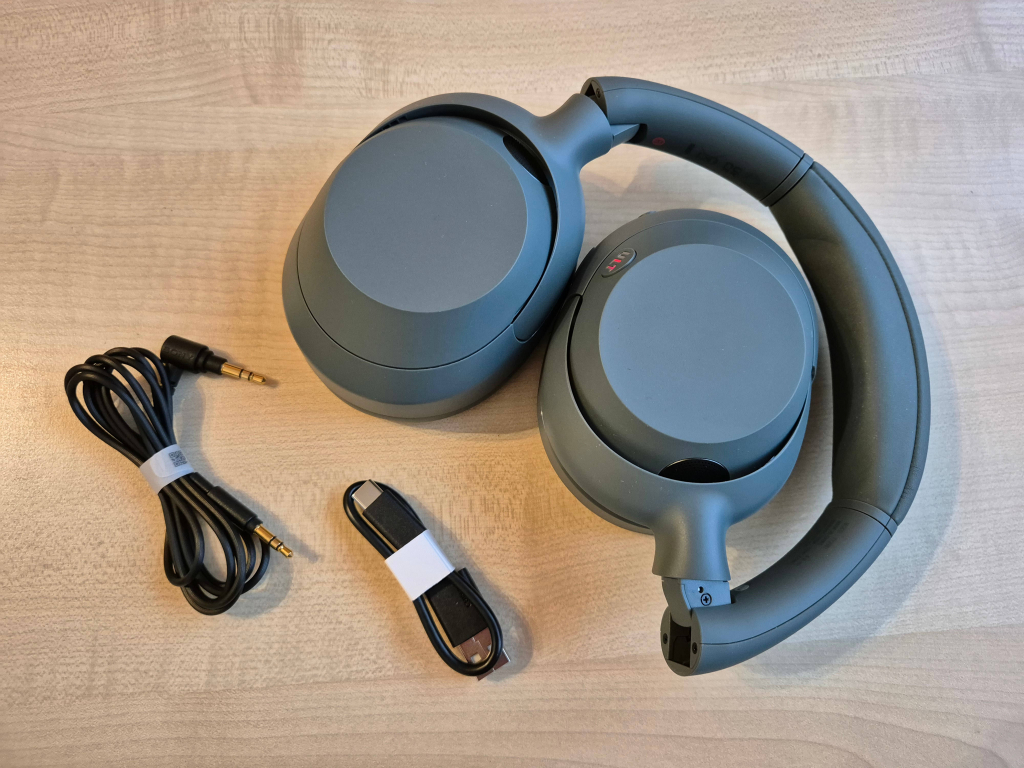 Sony ULT WEAR Review 6