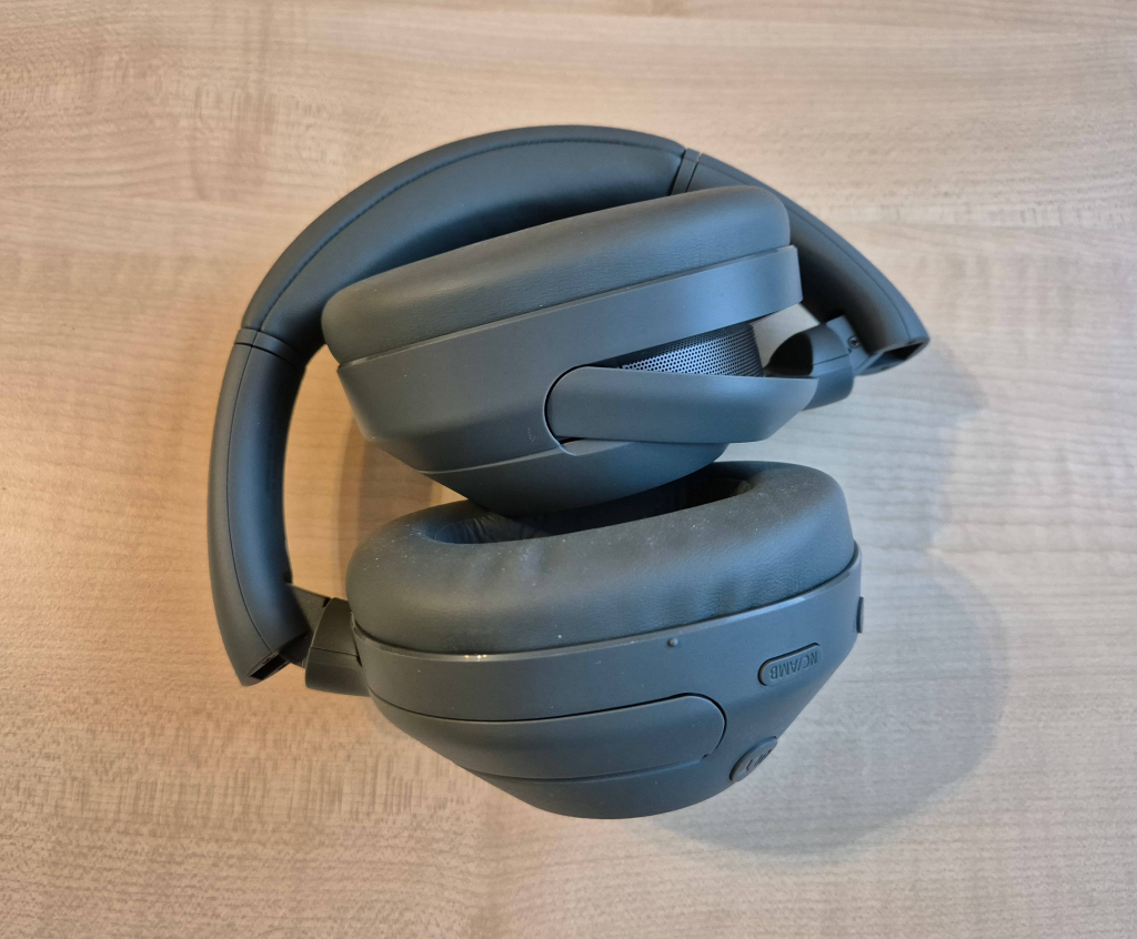 Sony ULT WEAR Review 7