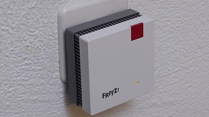 FRITZ!Repeater 1200 AX 1