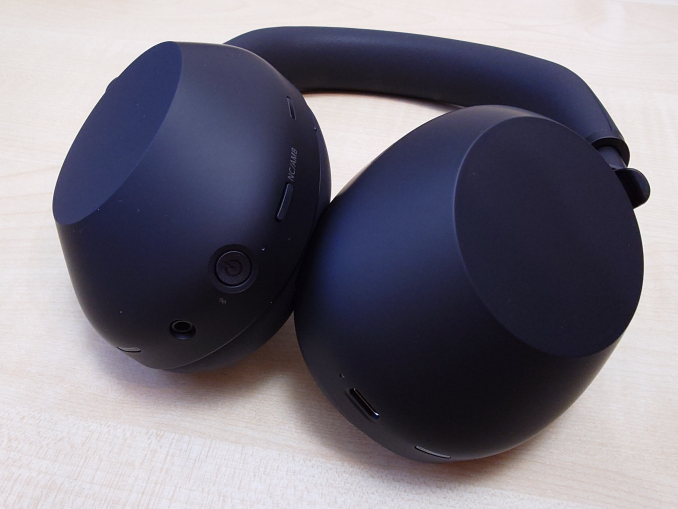 Sony WH 1000XM6 Review 8