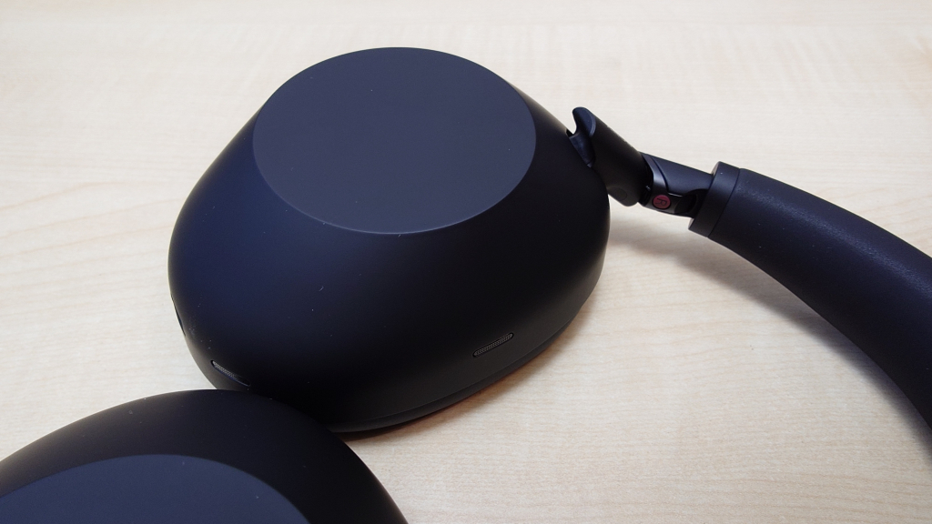 Sony WH 1000XM6 Review 9