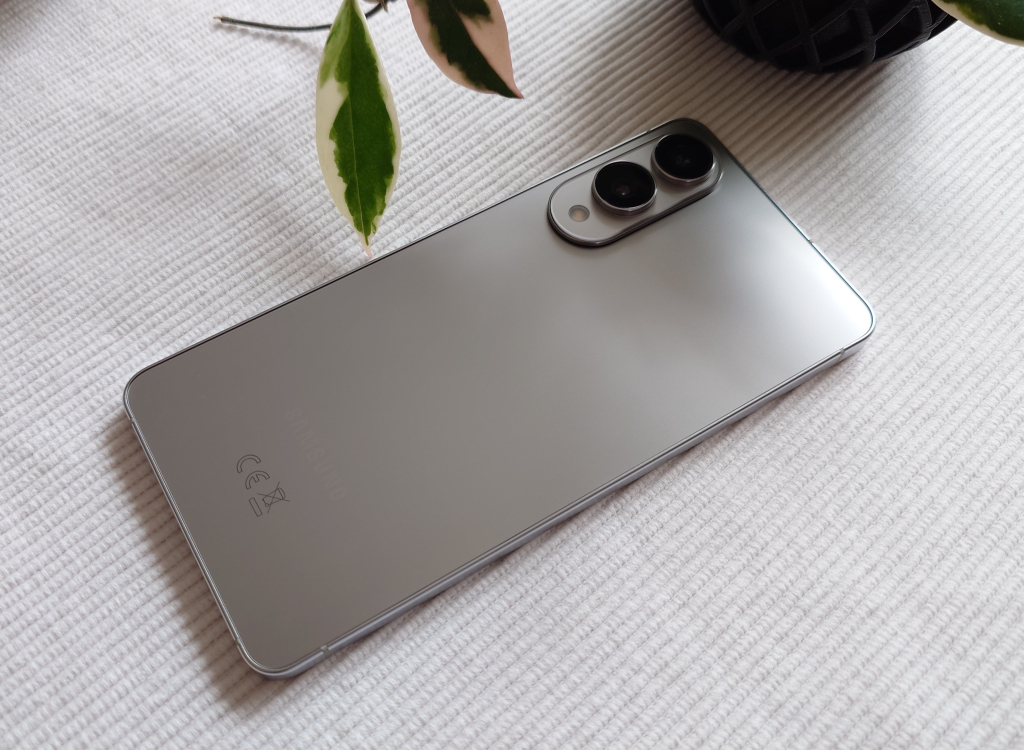 Samsung Galaxy S25 Edge Review 2