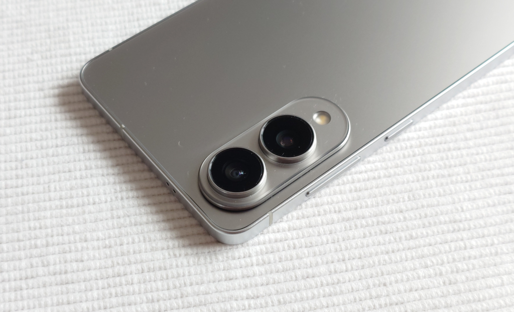 Samsung Galaxy S25 Edge Review 4