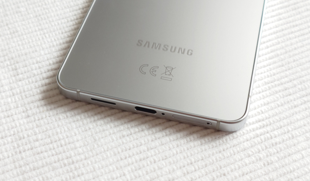Samsung Galaxy S25 Edge Review 7