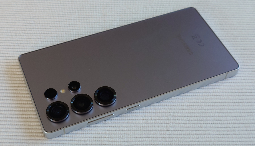 Samsung Galaxy S25 Ultra Review 2