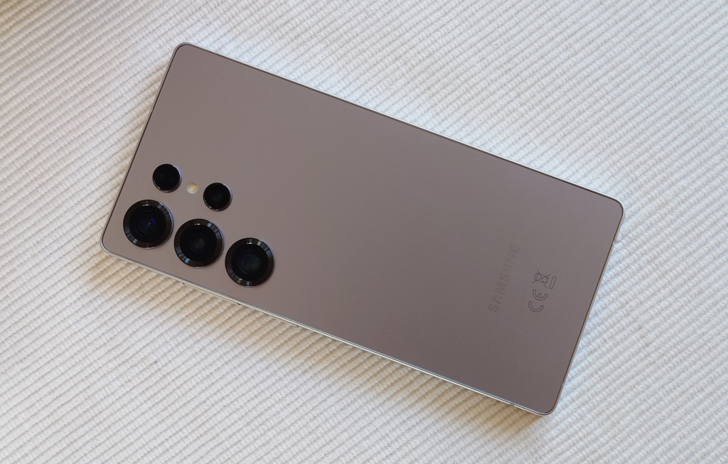 Samsung Galaxy S25 Ultra Review 3