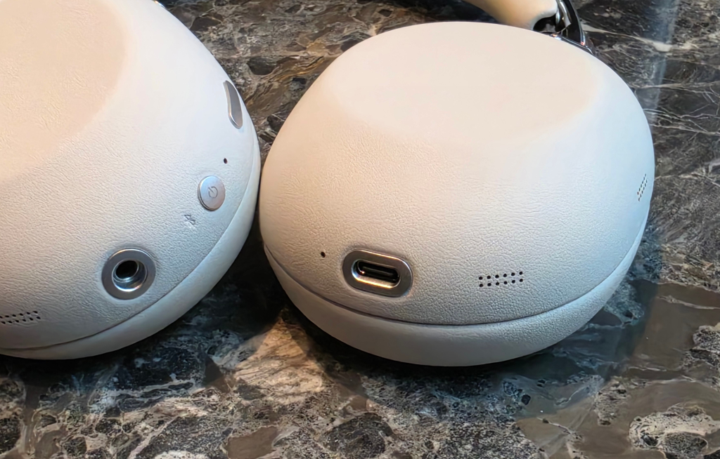 Sony 1000X THE COLLECTION Review 6