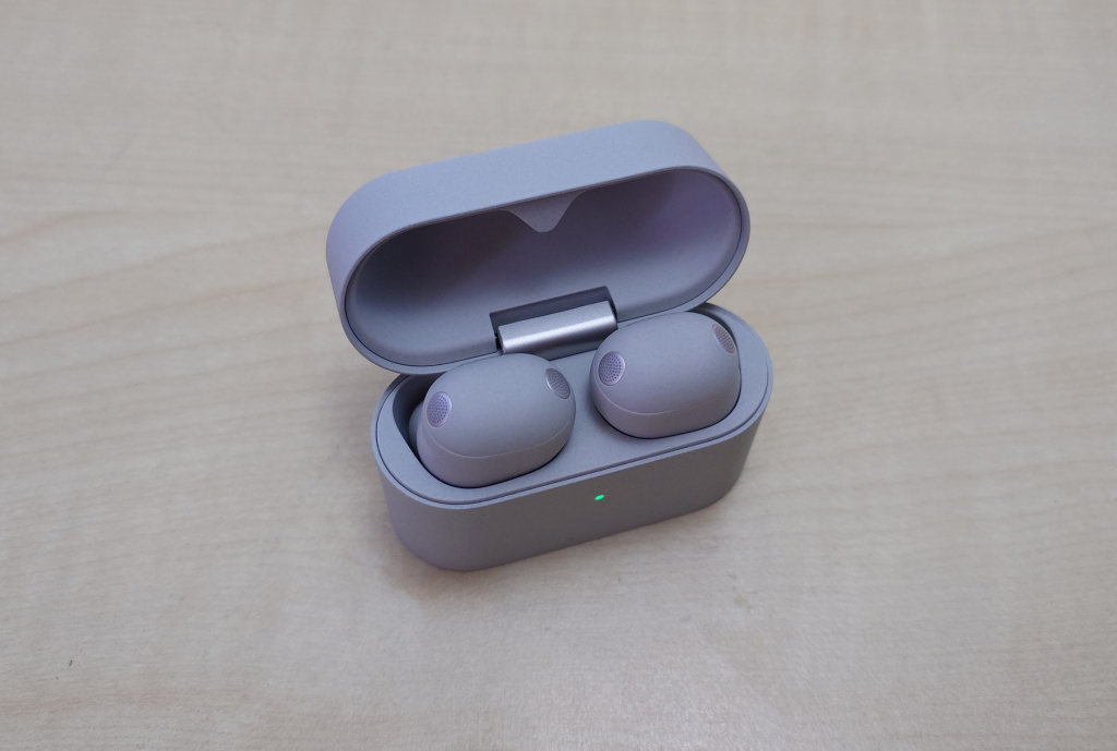 Sony WF 1000XM6 Review 4